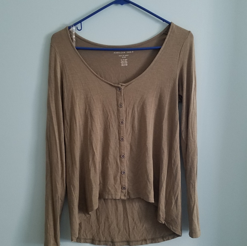 American eagle button top